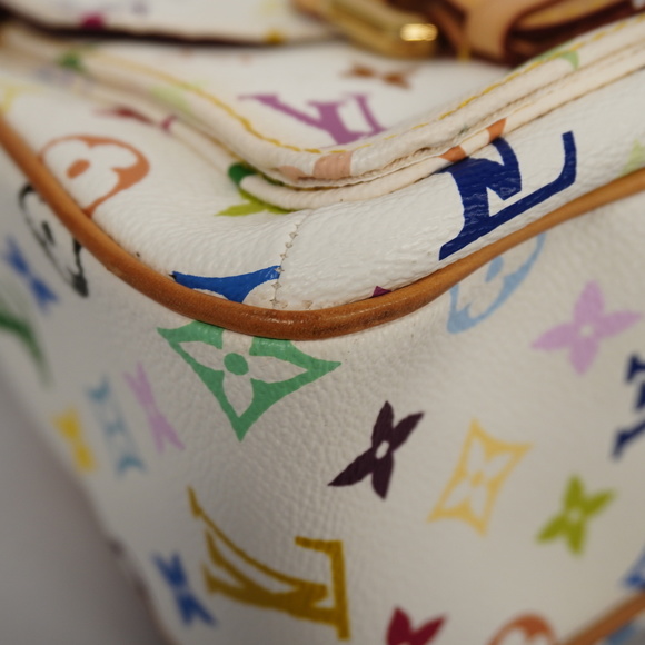 Louis Vuitton Monogram Lodge GM Shoulder Bag - Picture 7 of 14